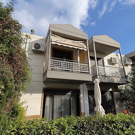 Mema'S Maisonette! Néa Fókaia Dış mekan fotoğraf
